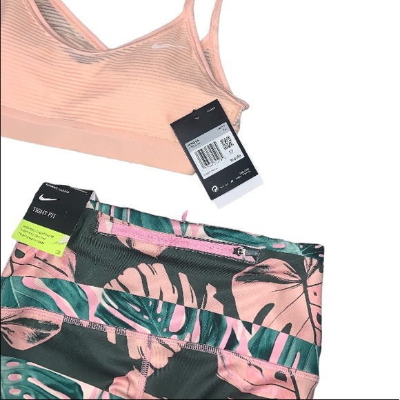 ❌SOLD 😍Nike sports bra and leggings set - Picture 2 of 3